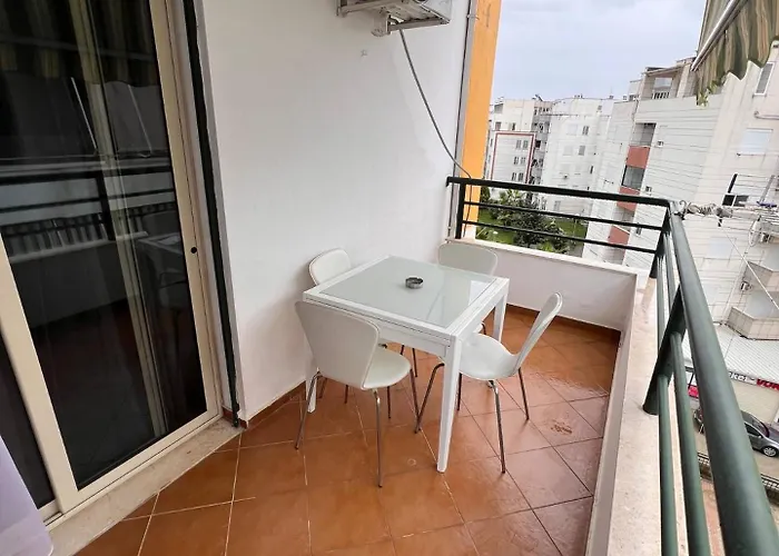 Neon Waves By Adriatic Living ゴーレム