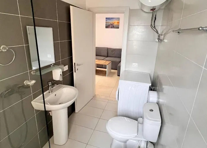 Neon Waves By Adriatic Living ゴーレム