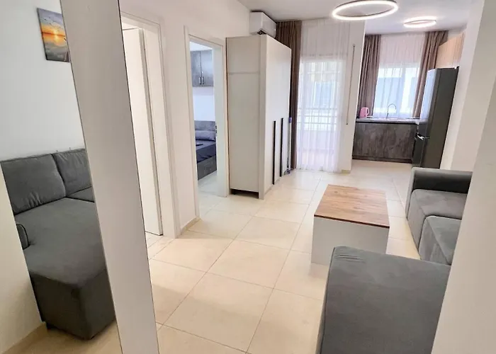 アパート Neon Waves By Adriatic Living ゴーレム